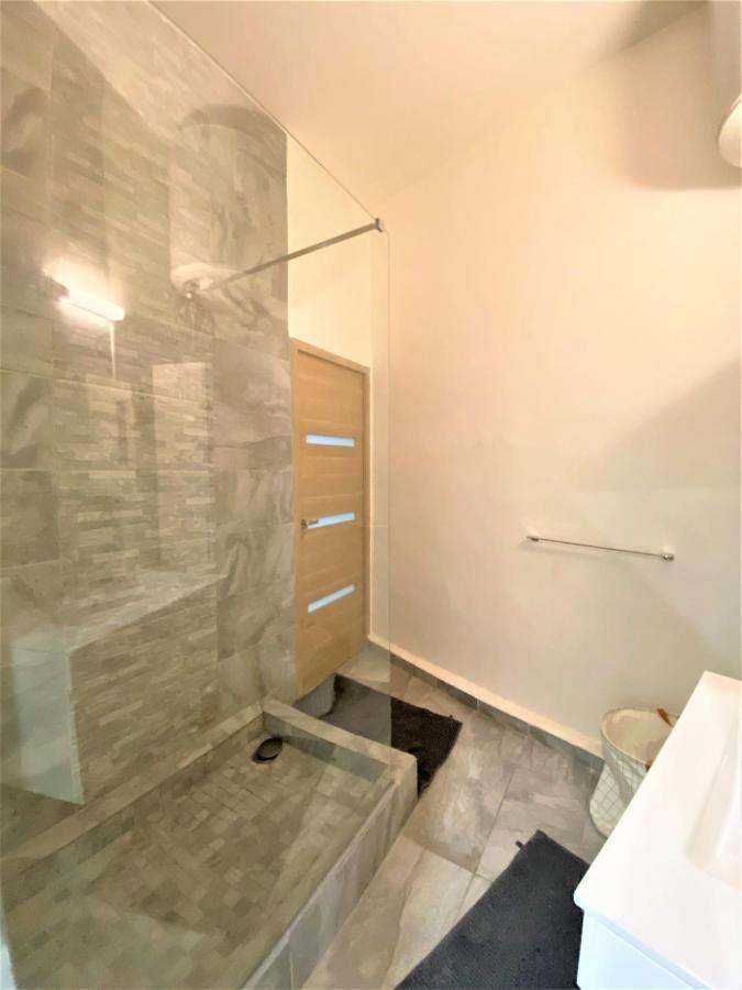 Sur Le Vieux Port: T3 De 80M2, Chic Et Confortable Марсель Экстерьер фото
